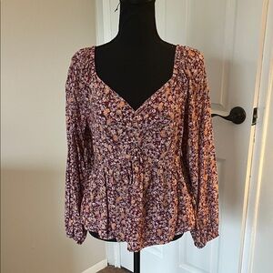 Japna Floral Long Sleeve Peplum Blouse with a ruched front, size large